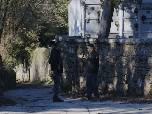 vlcsnap-2025-06-12-12h02m01s778_20_11zon